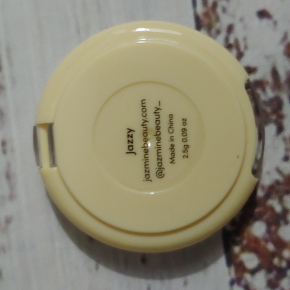 HIGHLIGHTER & BLUSH SAMPLE BUNDLE - Picture 6 of 9